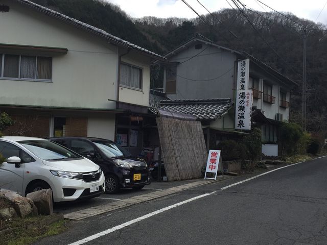 �ʐ^�̏ꏊ�����ԏ�ł��B_���̐�����i���R���g���������j