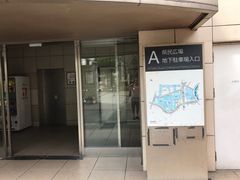 topology̌Lnԏւ̓eʐ^1