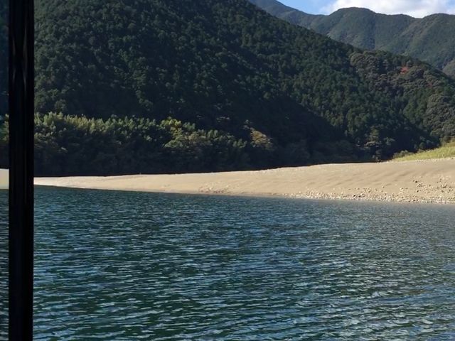 �D������̌i�F_�l���\��ό��V���D