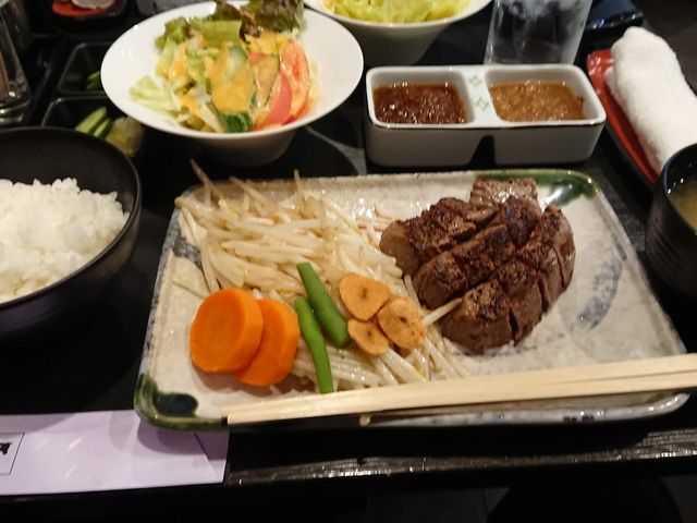 Tom̃Xe[LnEXƂ̓eʐ^1