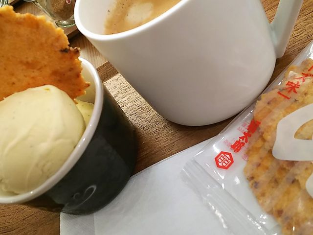 񂳂FUKUTARO CAFE & STORE tN^E JtF Ah XgA̓eʐ^1