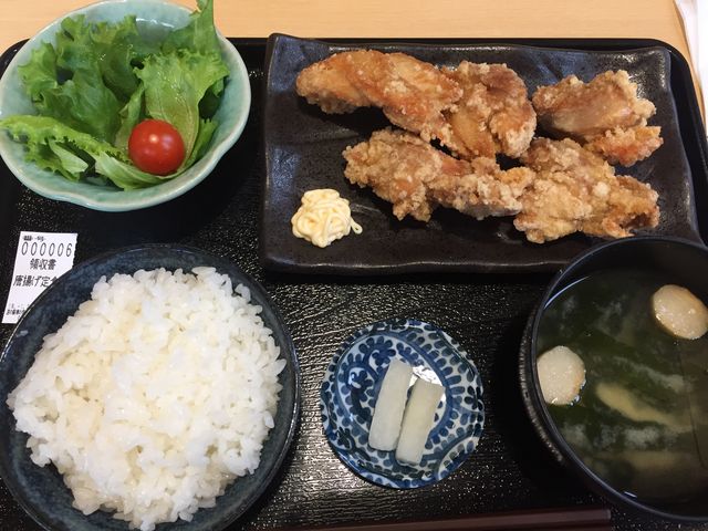 ���g����H_���̉w �T�̗�