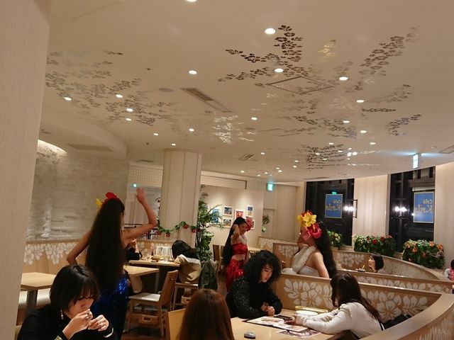 �J�t�F�J�C�����l�t���V���[_�C�N�X�s�A��