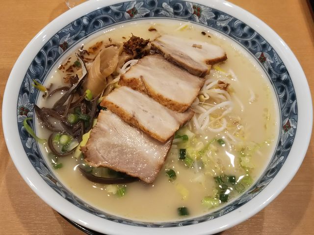 oXǂA[łI_ڂ񃉁[A~vUX