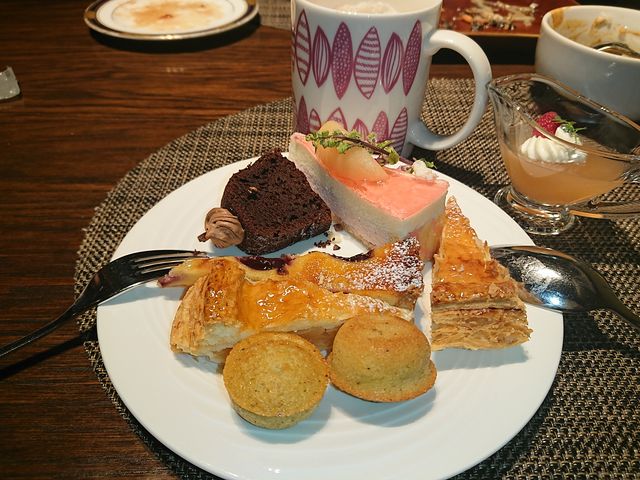 �f�U�[�g_���s�Z���`�����[�z�e���@�I�[���f�C�_�C�j���O�@���W���E