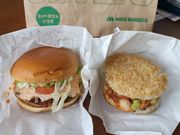 񂳂̃Xo[K[쓌XiMOS BURGERj̓eʐ^1