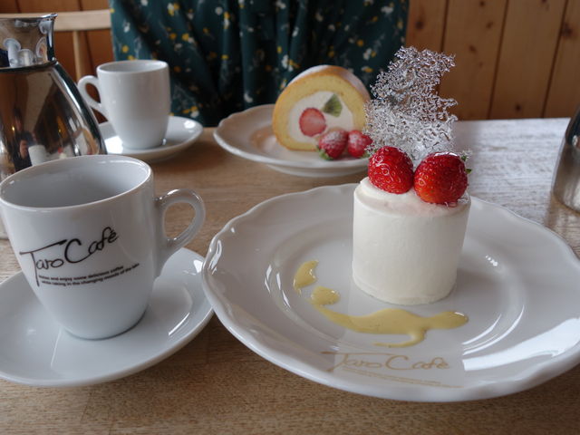 R[q[ƃV[gP[L_TARO@CAFE