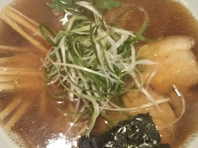 䂫̎OpR܉q僉[̓eʐ^1