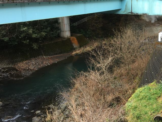 X͒ՂȎR̒ɂĉɂ͐삪Ă܂B_JčX