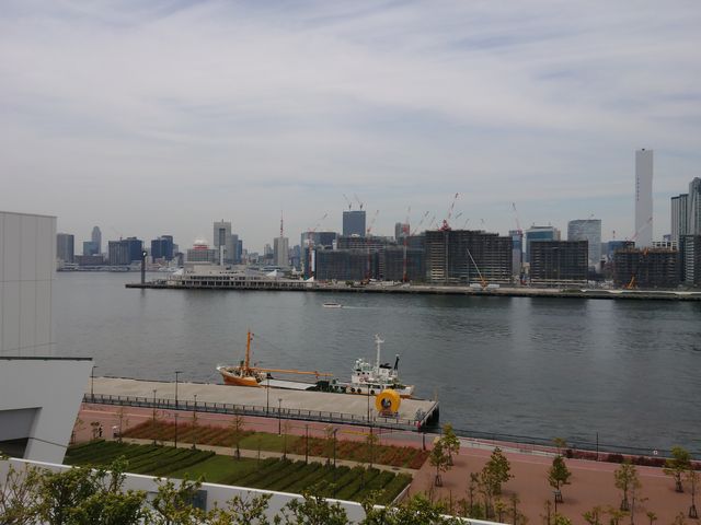 ���Y�������꓏�̉���ł��B���H�͋֎~�ł��̂ŁA�������܂Ȃ��悤�ɁB�i�F�����Ċy����łˁB_Event Office �~�L�L�[�g�X