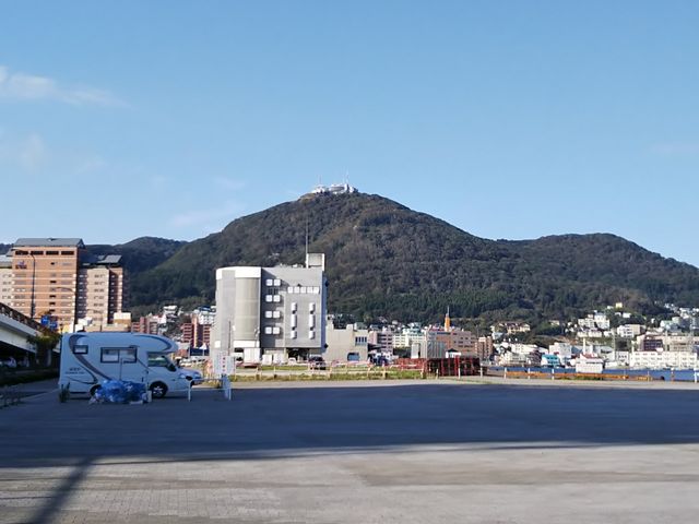 �������猩���ɉf���锟�َR_���َR