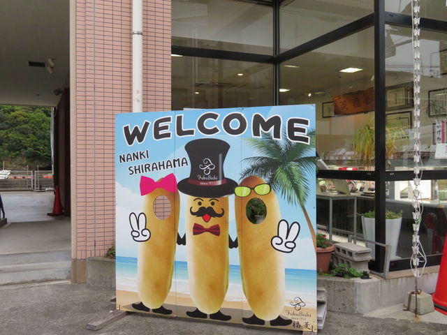 낤H_{XiKagerou Cafe^X܁j