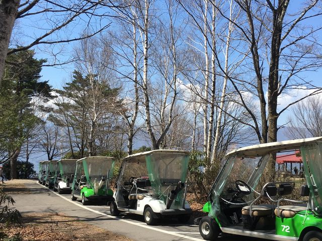 �W�]��t�߂ɂ���J�[�g�ҋ@�ꏊ�ł��B_�z�e�������� ���̓�