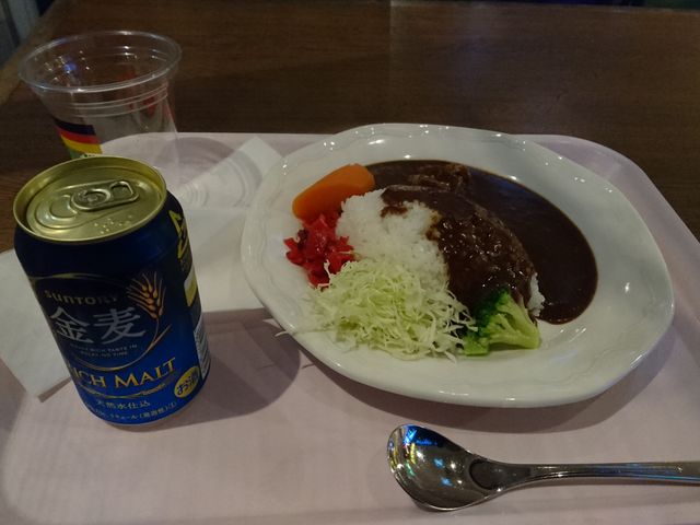 �J���[�Ƌ���_�����h�C�c��