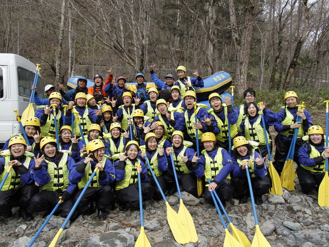 �I�[�X�g�����A�A�l�p�[���A�C�M���X�A�j���[�W�[�����h�B���ېF�L���ȃK�C�h�B�����ē����܂��B_HOA�k�C���A�E�g�h�A�A�h�x���`���[�Y