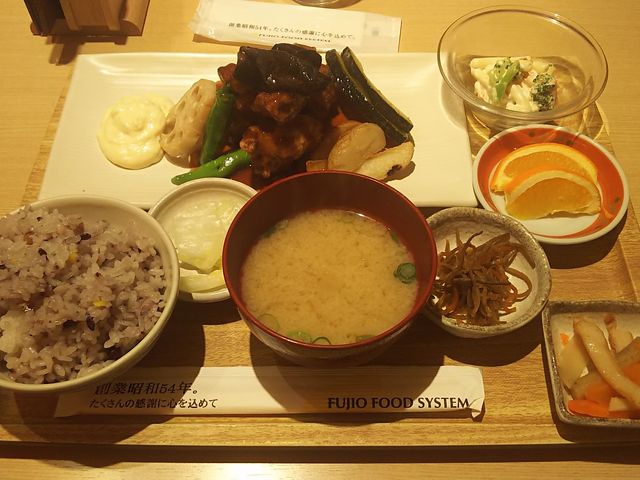 ܂[񂳂̂ NX^xX̓eʐ^1