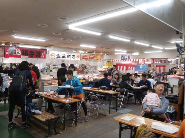 ���蘥�́A���q�ɂ̂��ď悹�܂���ƕ��ʂɐH�ׂ�C�N�������������܂��B�C�����āB_�a���s��