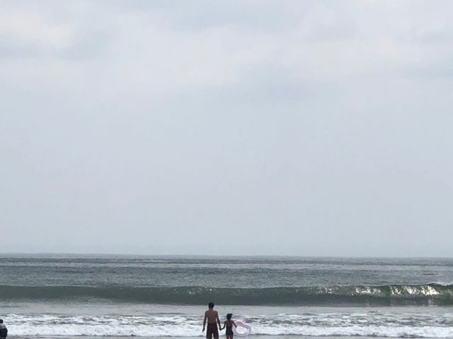 ��{�C������