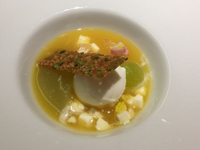 ���Ɛ��f�U�[�g_�z�e���J�������s