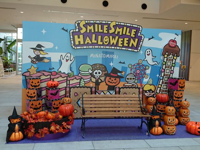 ٓɃnEB̎BeR[i[܂B_MARK IS ݂ȂƂ݂炢