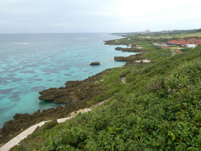 �W�]�䂩�猩���V�M���Z�u���}�C���Y���]�[�g���ʂ̊C�݂̌i�F_�C���M���[�}�����K�[�f��