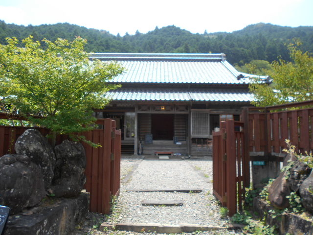 gV[̌ÖƃJtF ̓eʐ^1