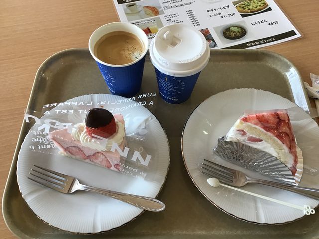 ��藧�āA�P�[�L�Ȃ�_�݂Ȃ��݃t���[�c�����h���M�g�[��