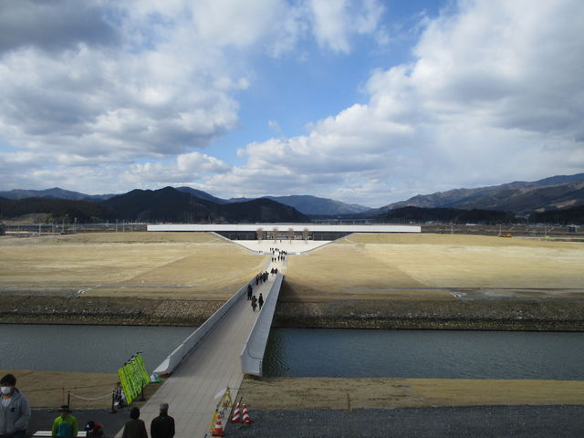 �C������ς����̉w_���̉w���c����