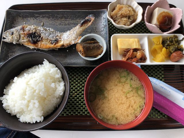 �⋛��H�B�T�C�R�[�ɔ���������I�@�ӂ闢�܂Ȃт₳�񂪒񋟂��Ă���܂��B_���̉w ���i�����k���̗�