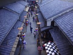 Yanwenli����̑�キ�炵�̍��̊قւ̓��e�ʐ^1