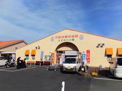 ڂ炳̈ɐu݂₰Z^[@̉wXւ̓eʐ^1