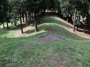 Yanwenli̕gqRÕ̓eʐ^4