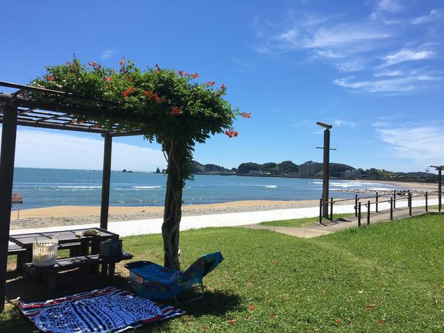 x`ƃe[u܂BtƂ̓AɂȂƎv܂B_ߒqC