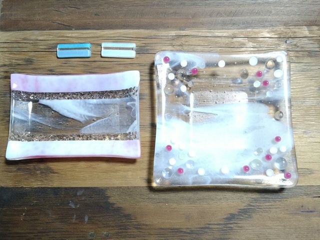 �K���X�̐F�Ǝ�ނ��L�x�Ȃ̂ŁA�y���߂܂��B_Aking-glass�H�[