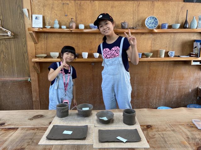 �o���e�X�ŎM�A�R�b�v�A���q�A��i�M�A���u���Ƒ�R����Ċy���������ł��B�Ă��オ��������Y��ł����I_���a�q