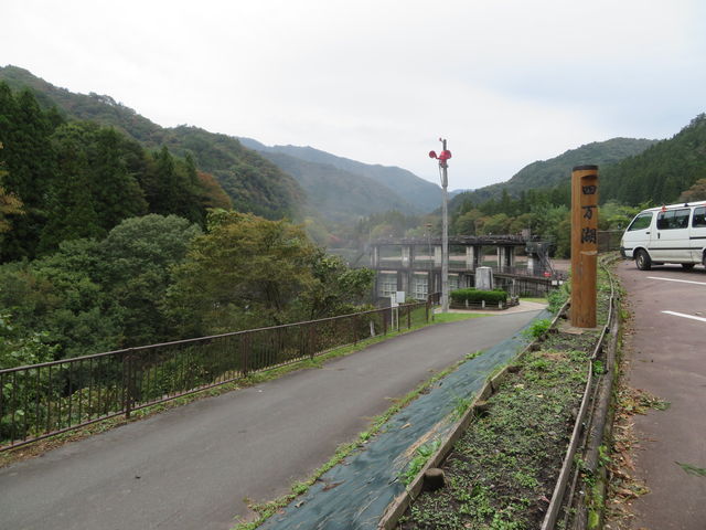 ���V���_���Ɛl���΂́w�l���΁x_���V���_��