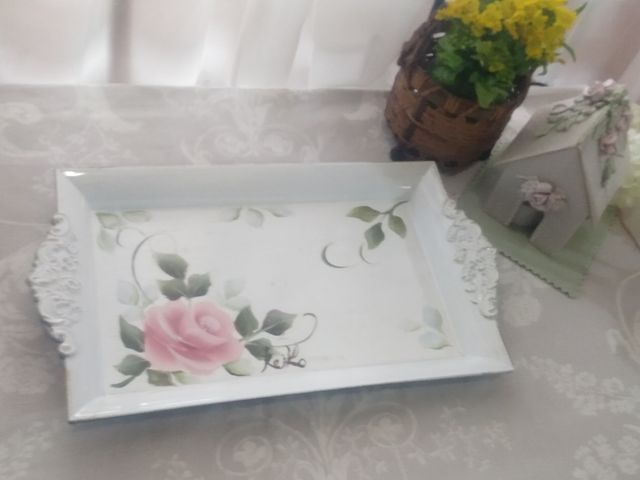 �����I�I_�A�g���GRose