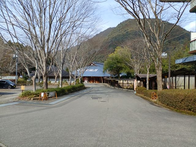 �z�e����܂�肳��̑O��ʉ߂���Ɛ��ʂ� �����Ă���_�킽�点���� ��I�V���C