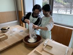 Ƃ[̓̉w≺ւ̓eʐ^1