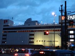 PES�����JR�É��w�ւ̓��e�ʐ^1