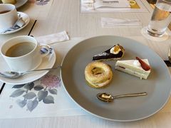 т̐󑐓ze@SEASON'S@RESTAURANT@Vւ̓eʐ^2