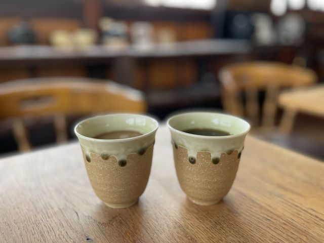 �ɉ�ẴR�[�q�[���̋@�c�J�b�v�͂������A��
400�~�̈���_���J��