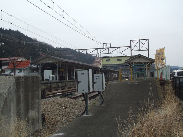 �i�q����w�z�[��
�̂̂܂܂ł��I_JR����w