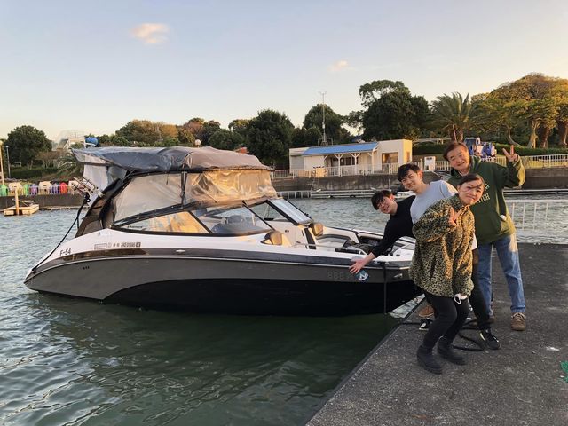 �����I�o���I���N���N�̉Ƒ��I_�I�t�B�X�i�b�c�@�E�H�[�^�[�h���C�r���O�l����