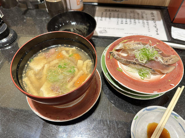 CG̉񂵎iOfIcX̓eʐ^2