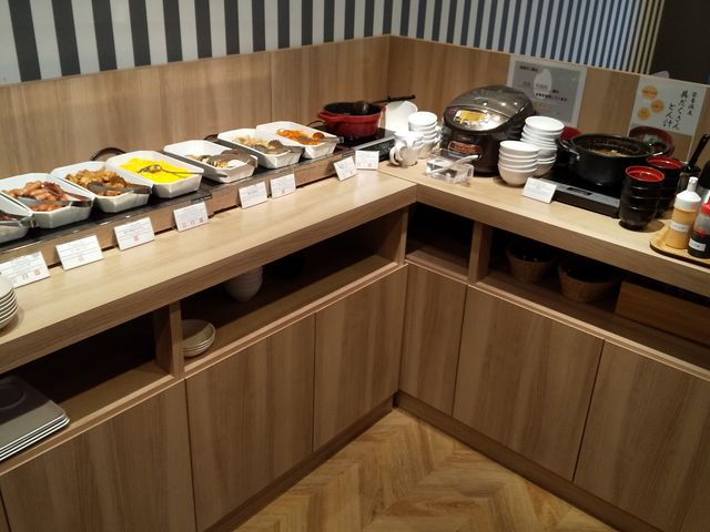 ����őS��_�z�e���E�B���O�C���^�[�i�V���i���r��