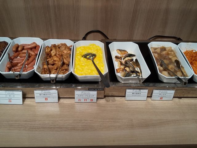 ����9���O�̎c��_�z�e���E�B���O�C���^�[�i�V���i���r��