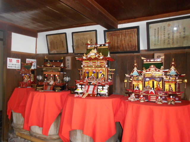 �g�V���[����̍����s���Ǝ����ق̓��e�ʐ^1