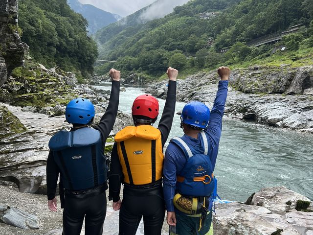 ���P�[�V�����������X�|�b�g�ł�������B�e���Ă��������܂����I_�l����l�q����V�с@�͂���߂���VACATION