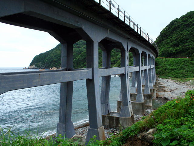 �S�؃R���N���[�g���̓y�؈�Y�ł�_�y���싴��